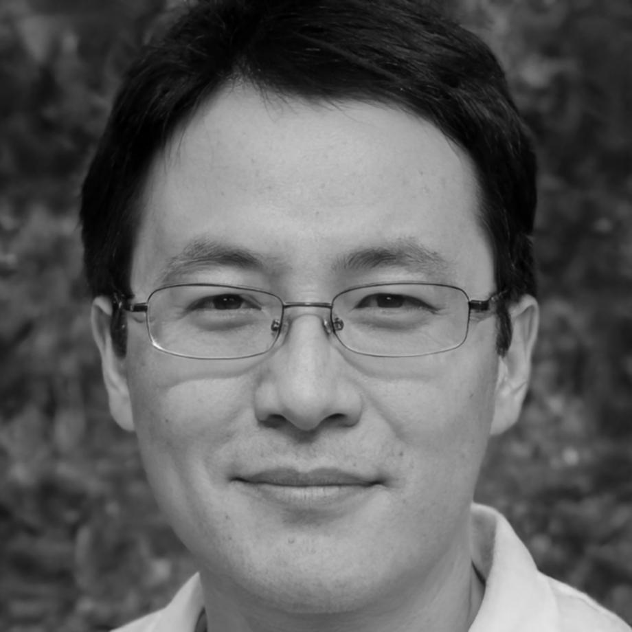 Fotografia lui Alexandru, participant la programul de dezvoltare personală